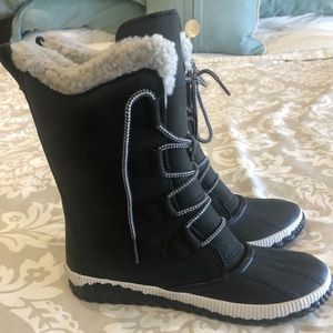 Sorel Women’s Winter Carnival Boots